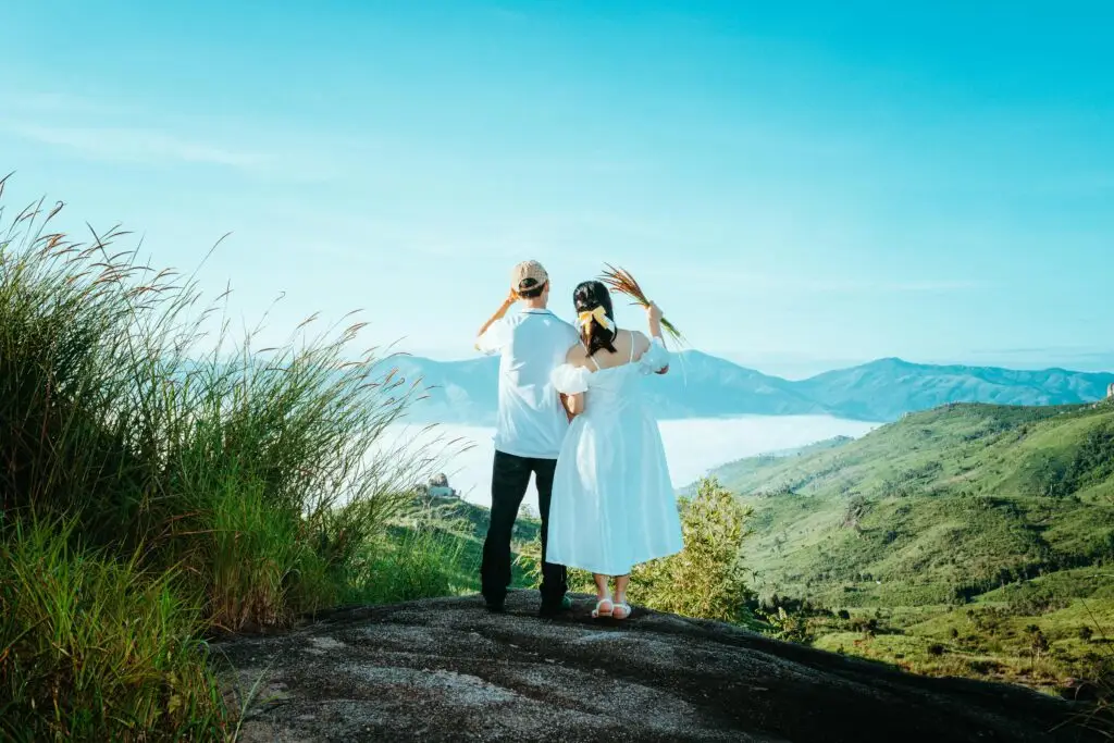 am busy with who loving me now​